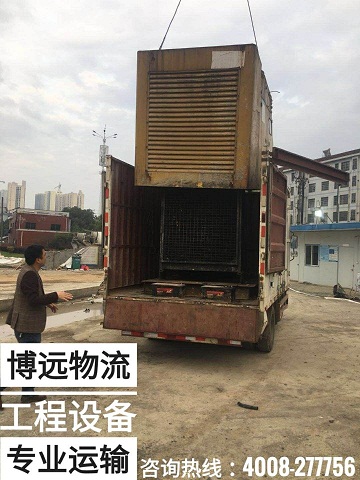 主體裝載完畢 正在安裝外殼.jpg 主體裝載完畢 正在安裝外殼.jpg