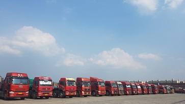 企業(yè)實(shí)力強(qiáng) 運(yùn)輸有保障.jpg 企業(yè)實(shí)力強(qiáng) 運(yùn)輸有保障.jpg