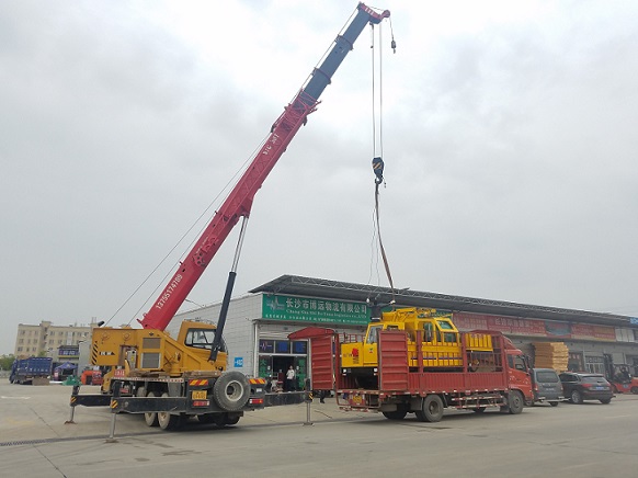 找爬梯車找寬運輸整車直達(dá)博遠(yuǎn)物流更安全.jpg 找爬梯車找寬運輸整車直達(dá)博遠(yuǎn)物流更安全.jpg